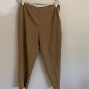 woman’s pants bundle four it will be 10 each